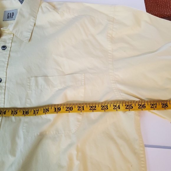 Gap Men's Shirt. Yellow. XL. Minimal flaws. 100% Cotton - Picture 7 of 12